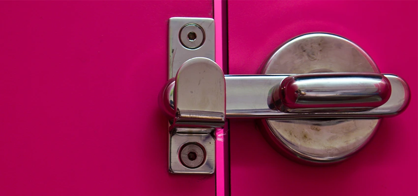 Childproof Gate Lock in Rancho Calaveras, California